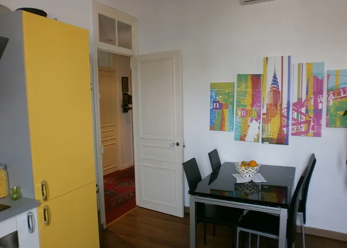 Mon Reve Apartements Bed & Breakfast 3*